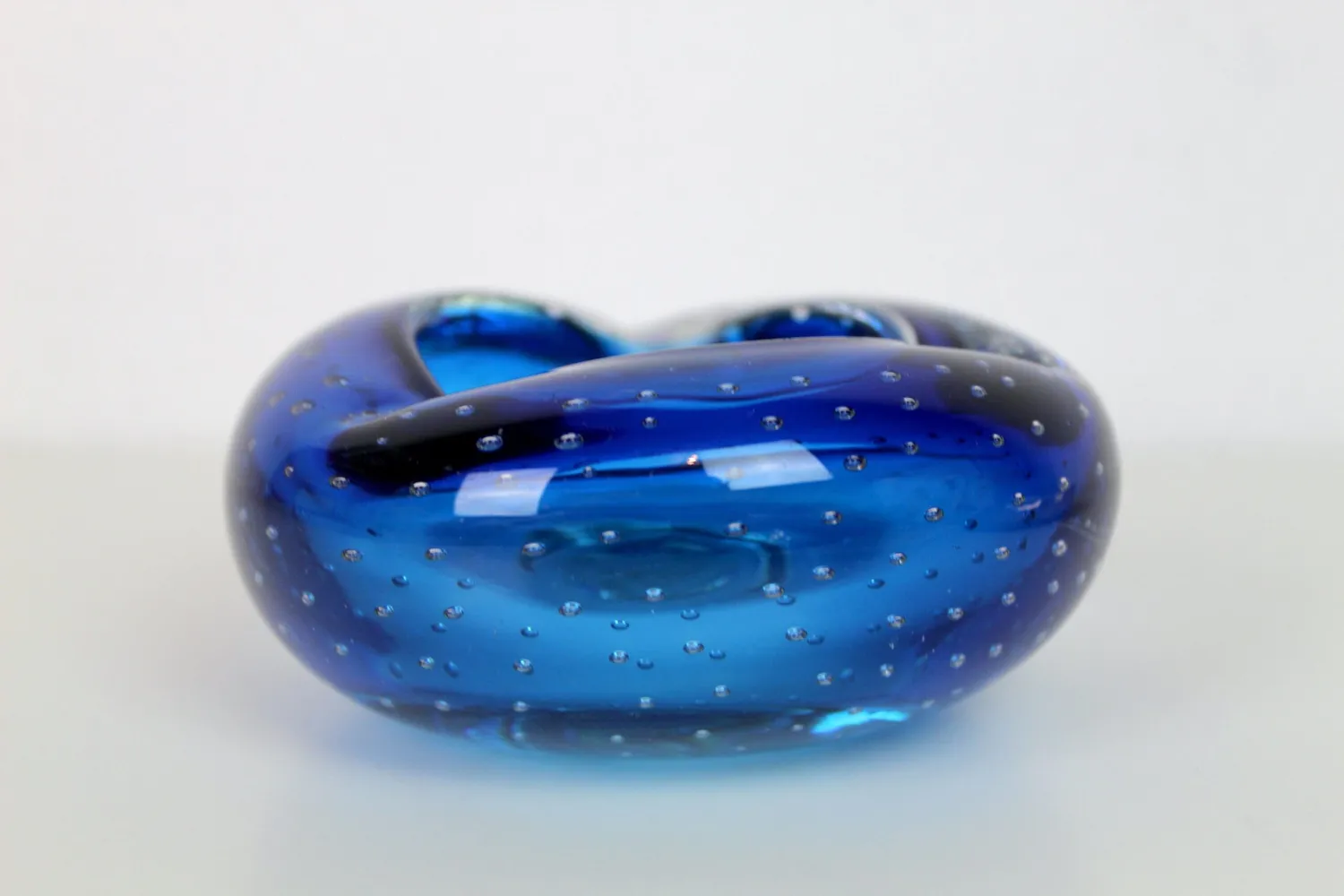Mon Ami(e) Vintage Aschenbecher Glas blau 10 cm