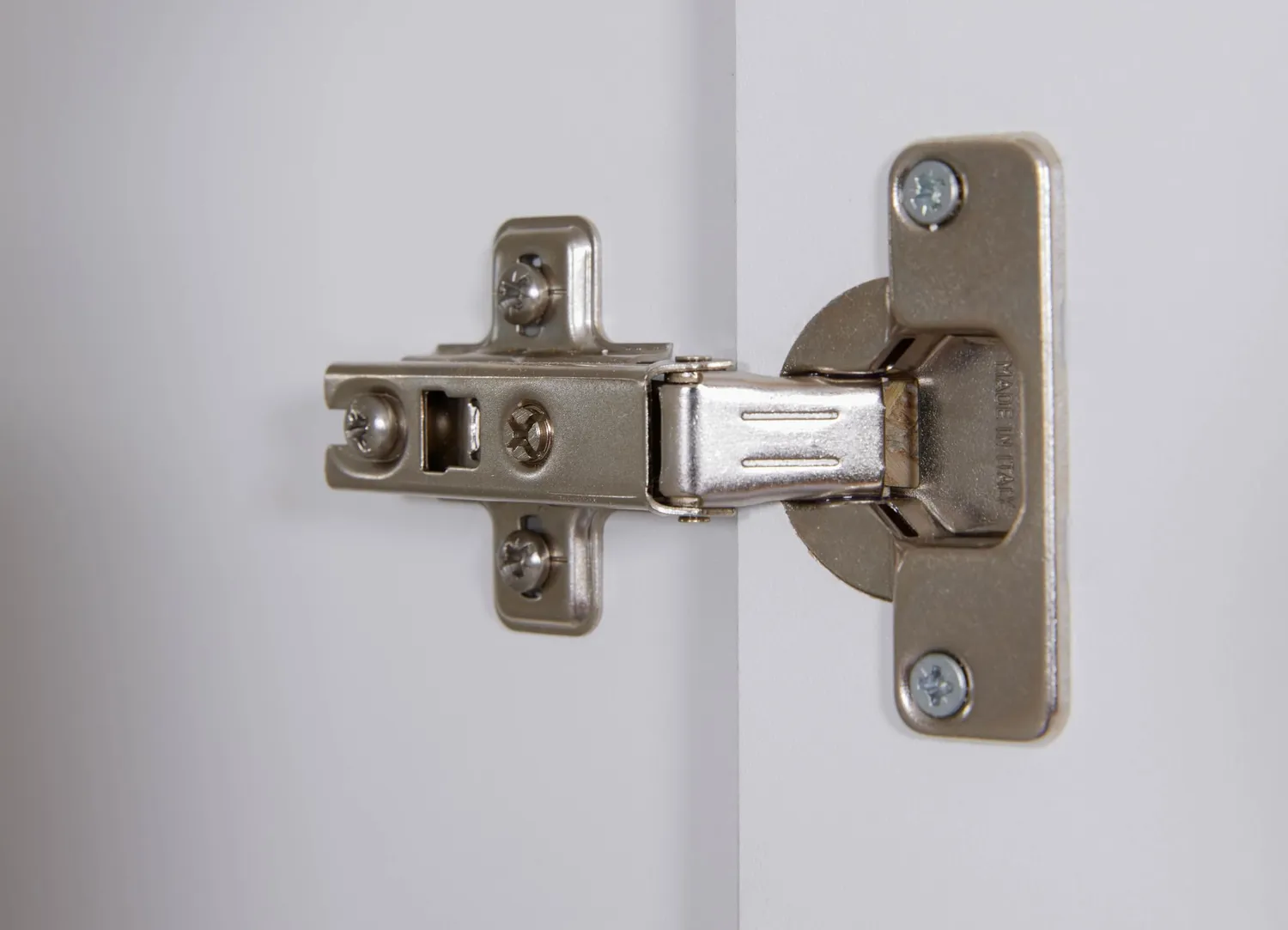 Inter Link Ranya Kleiderschrank 4-türig 180cm