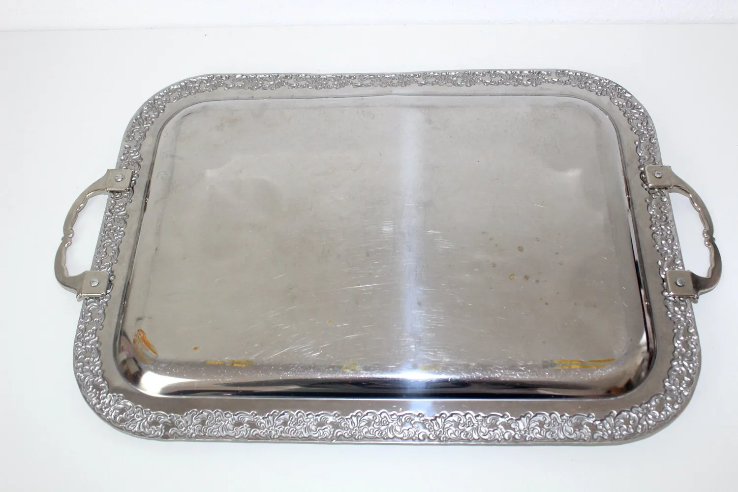 Mon Ami(e) Vintage Servierplatte Tablett Metall Griffe