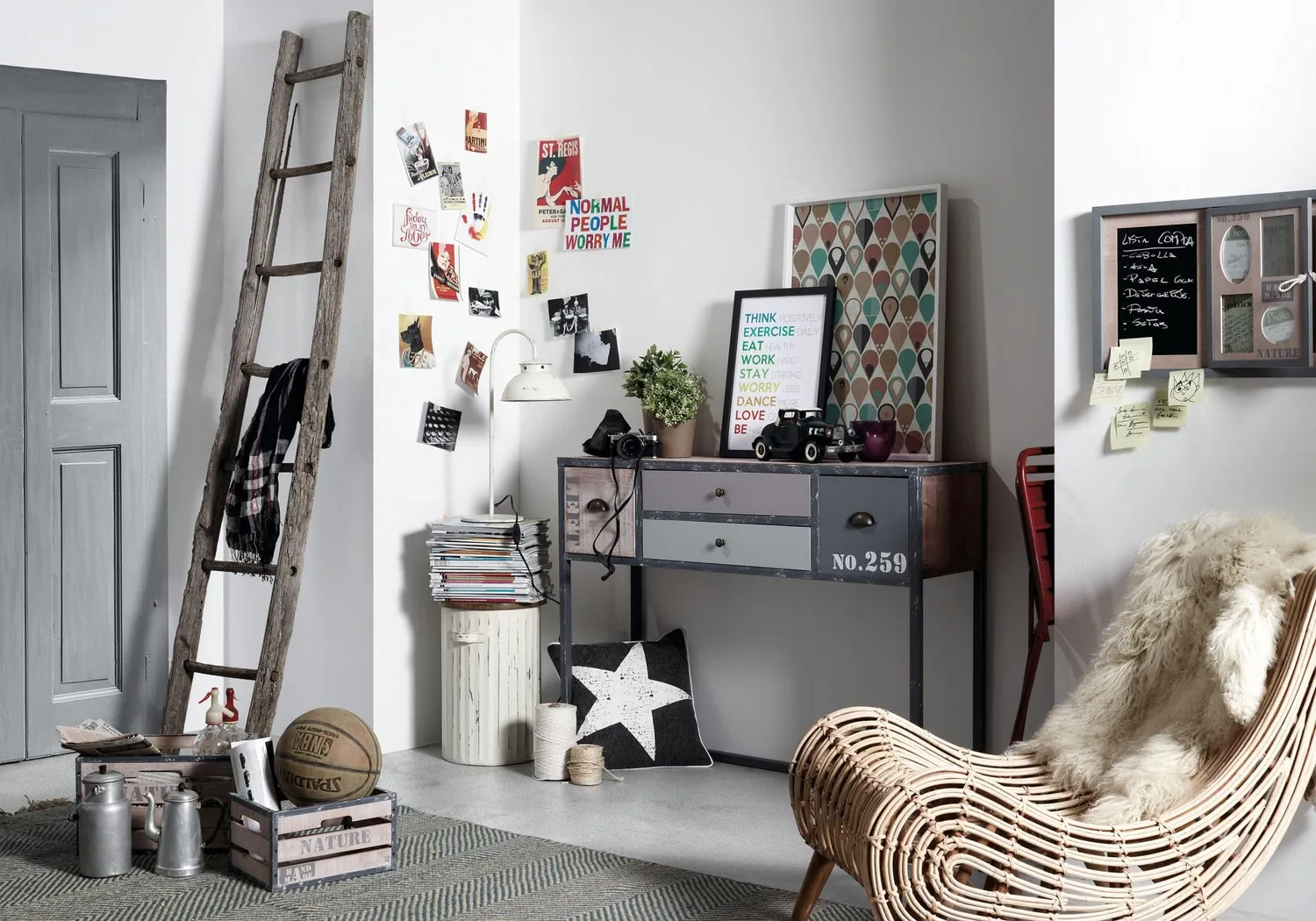 Kave Home Tika Sessel Rattan Natur mit Kaobaholzbeinen