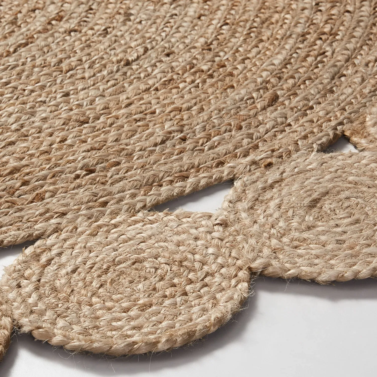 Kave Home Cross Jute-Teppich rund Ø 150 cm natur handgewebt