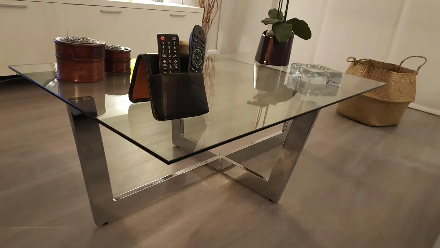 Kave Home Plam Couchtisch 120 x 70 cm Glas Chromstahl