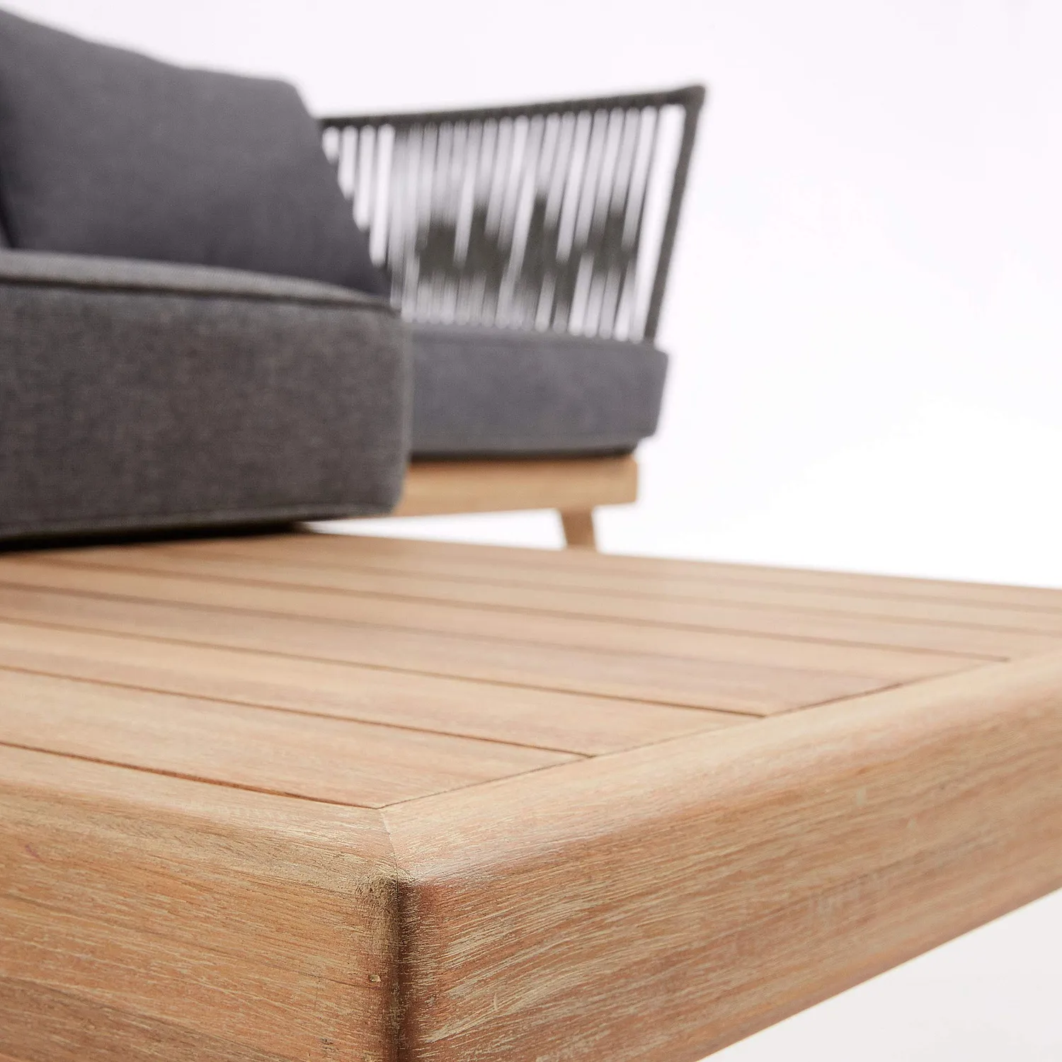 Kave Home Ramson Ecksofa grau Eukalyptusholz 5-Sitzer