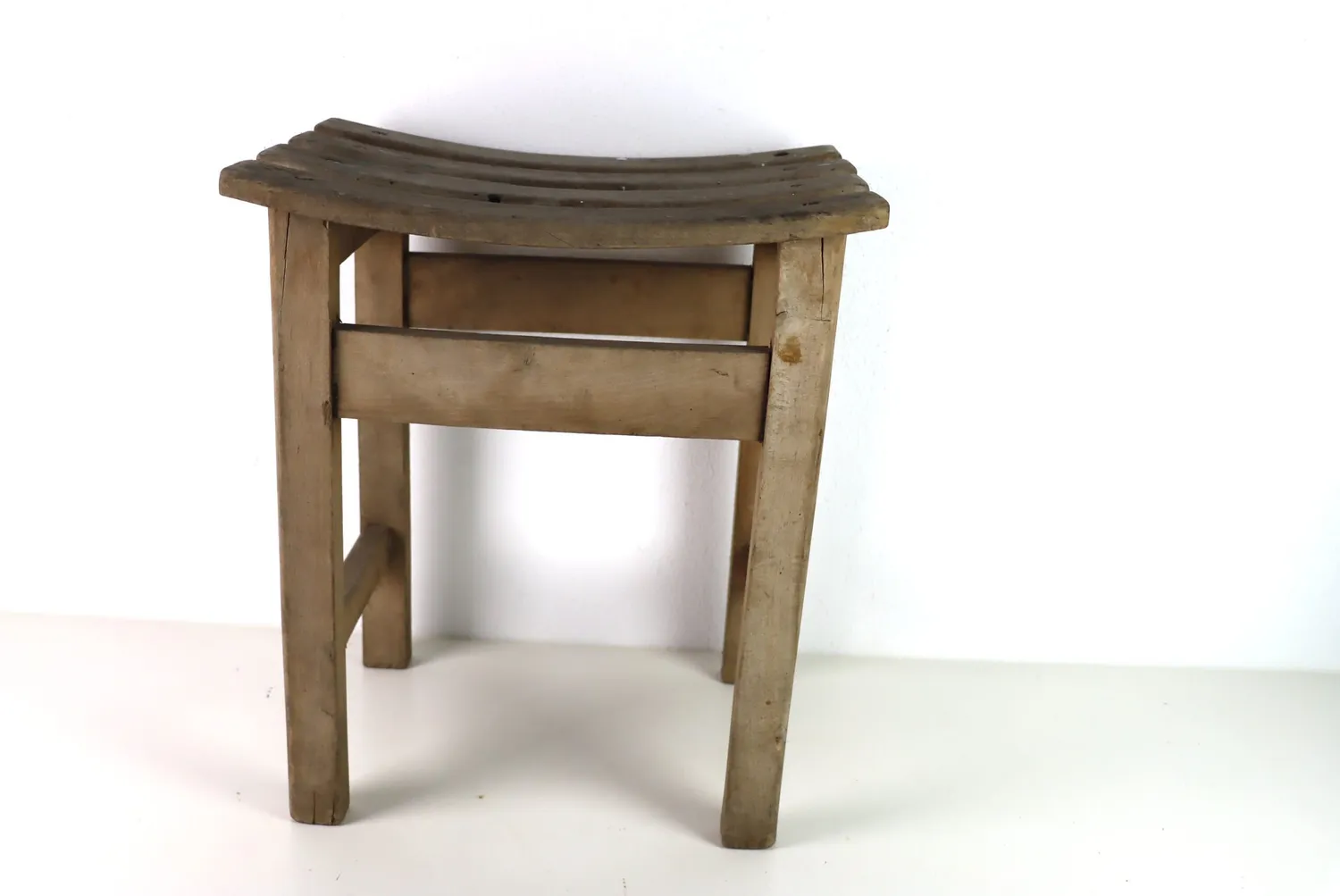 Mon Ami(e) Vintage Hocker Massivholz antik 40x30 cm