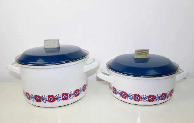 Mon Ami(e) Vintage Emailletöpfe 2er-Set blau-weiß Blumendekor