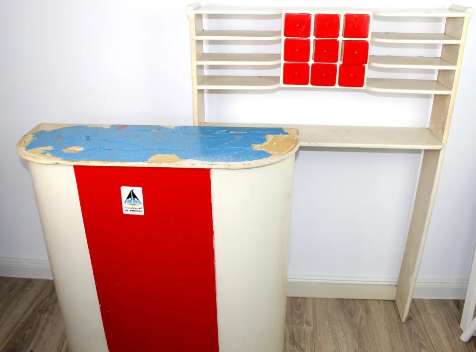Mon Ami(e) Vintage Kaufladen Holz Theke mit Regal Deko