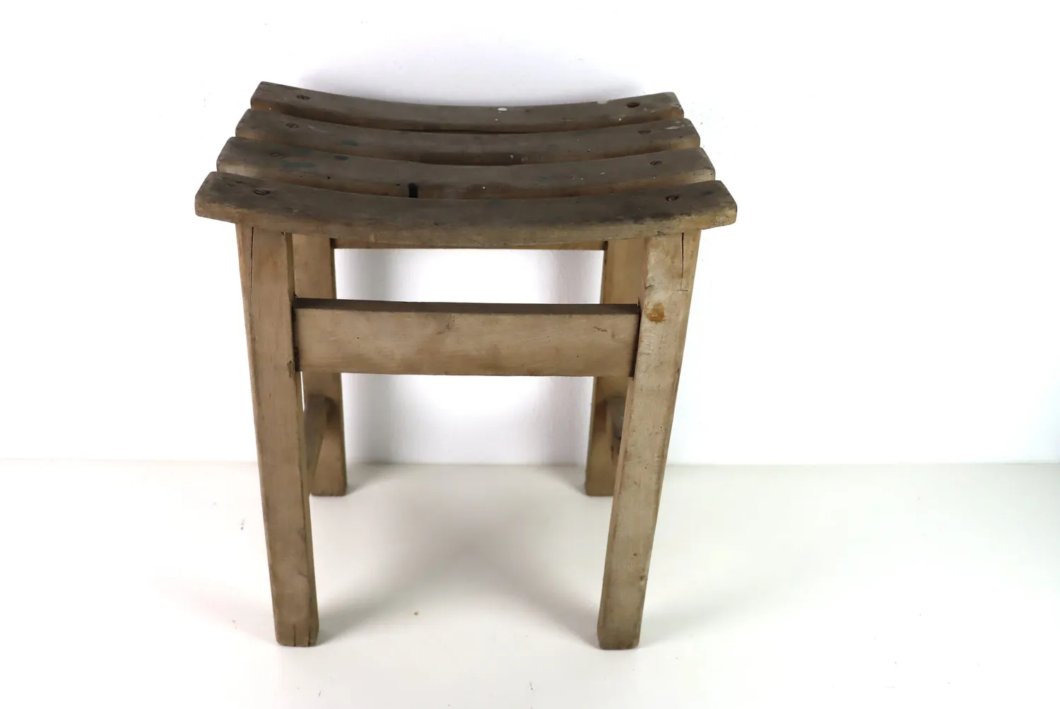 Mon Ami(e) Vintage Hocker Massivholz antik 40x30 cm