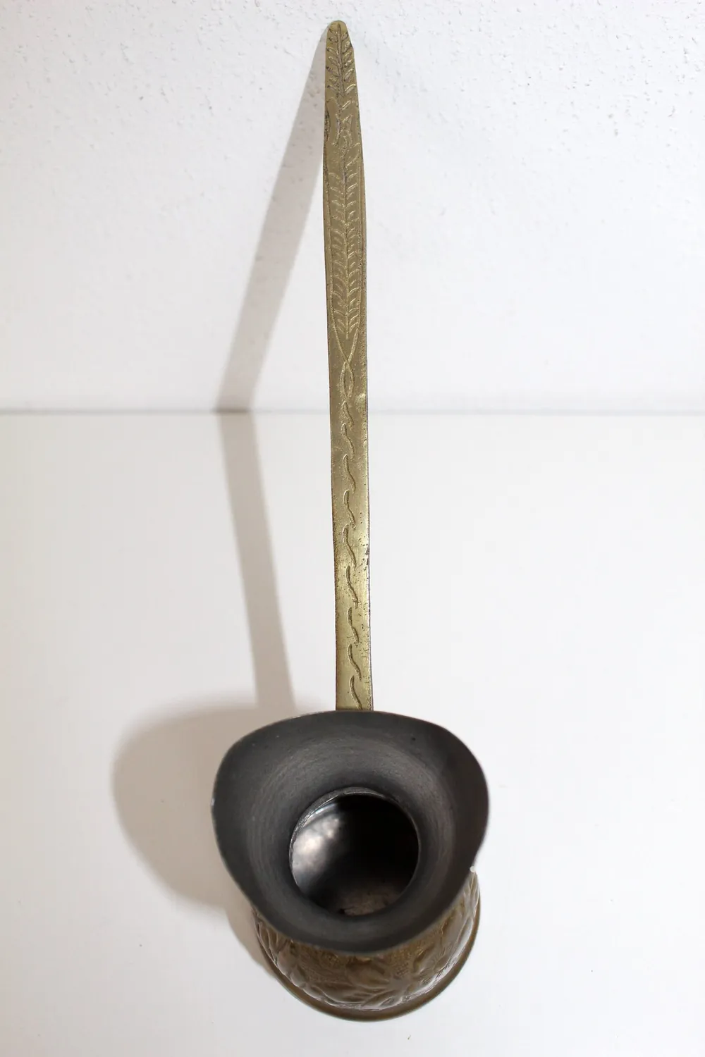 Mon Ami(e) Vintage Becher Messing langer Griff 17 cm verziert