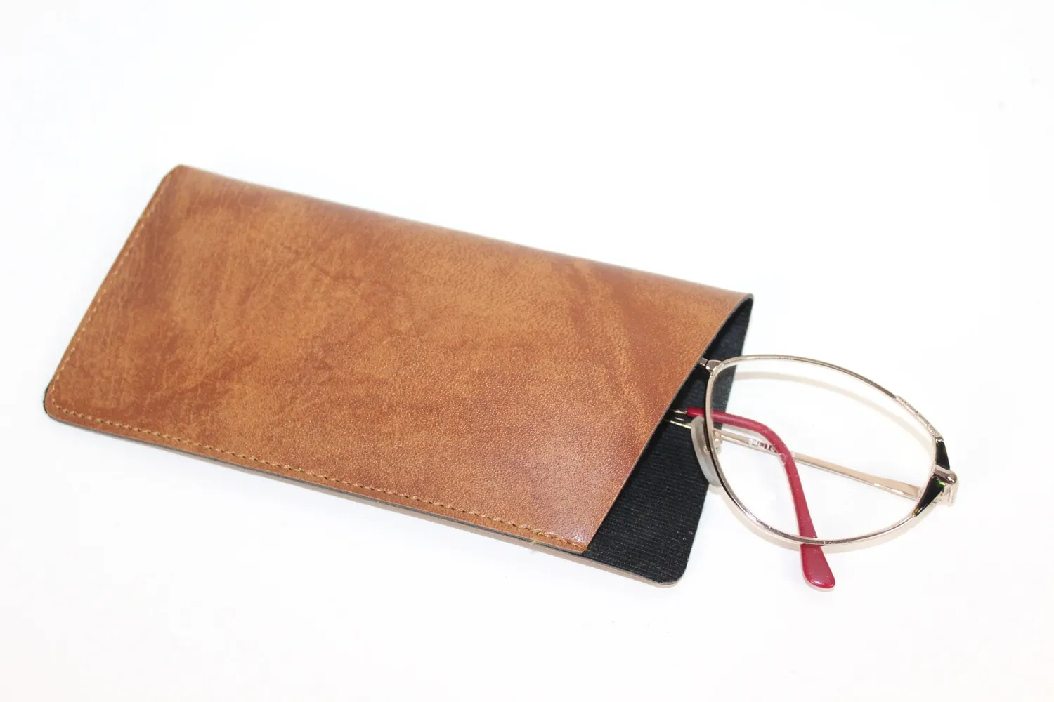 Mon Ami(e) Vintage Brille mit Etui formschön