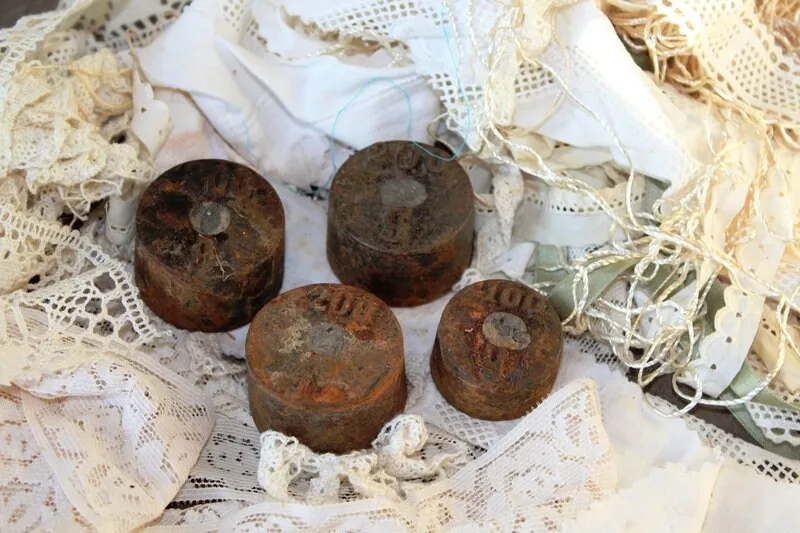 Mon Ami(e) Vintage Gewichte Set 4-tlg 200g 100g Patina
