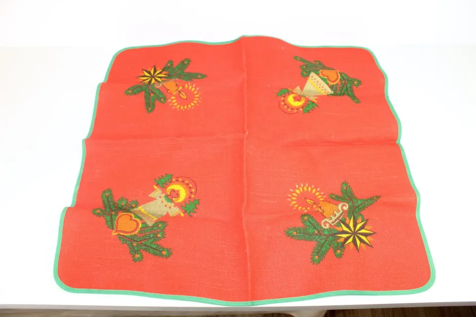Mon Ami(e) Vintage Weihnachtsdecke rot Jute 60x60 cm Engel