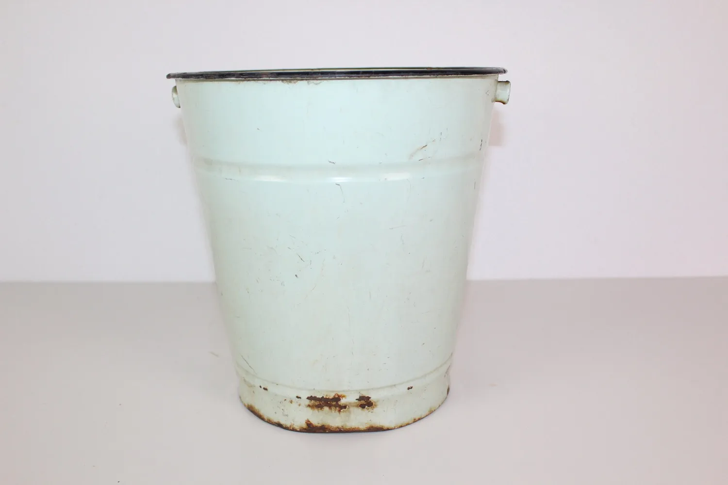 Mon Ami(e) Vintage Emaille-Eimer vintage