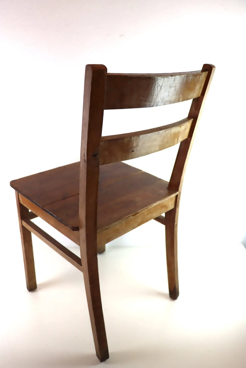 Mon Ami(e) Vintage Holzstuhl Shabby Patina Sitzhöhe 47 cm