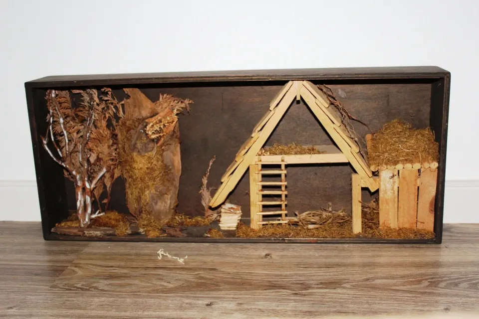 Mon Ami(e) Vintage Krippe im Holzrahmen Handarbeit Holz