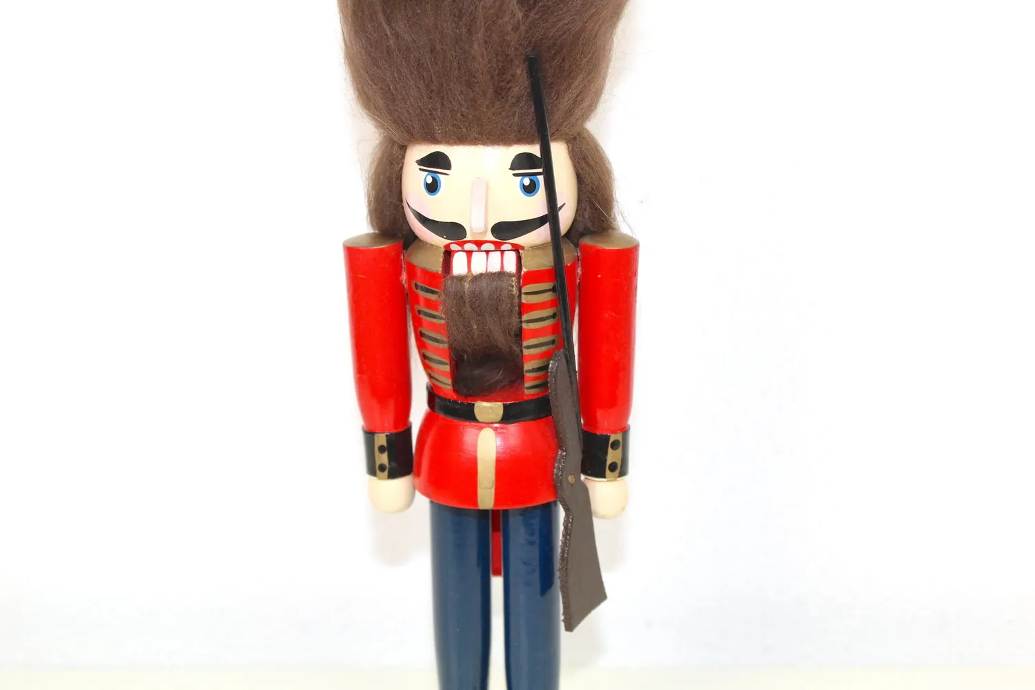 Mon Ami(e) Vintage Nussknacker Soldat Wachmann Holz blau rot 23 cm