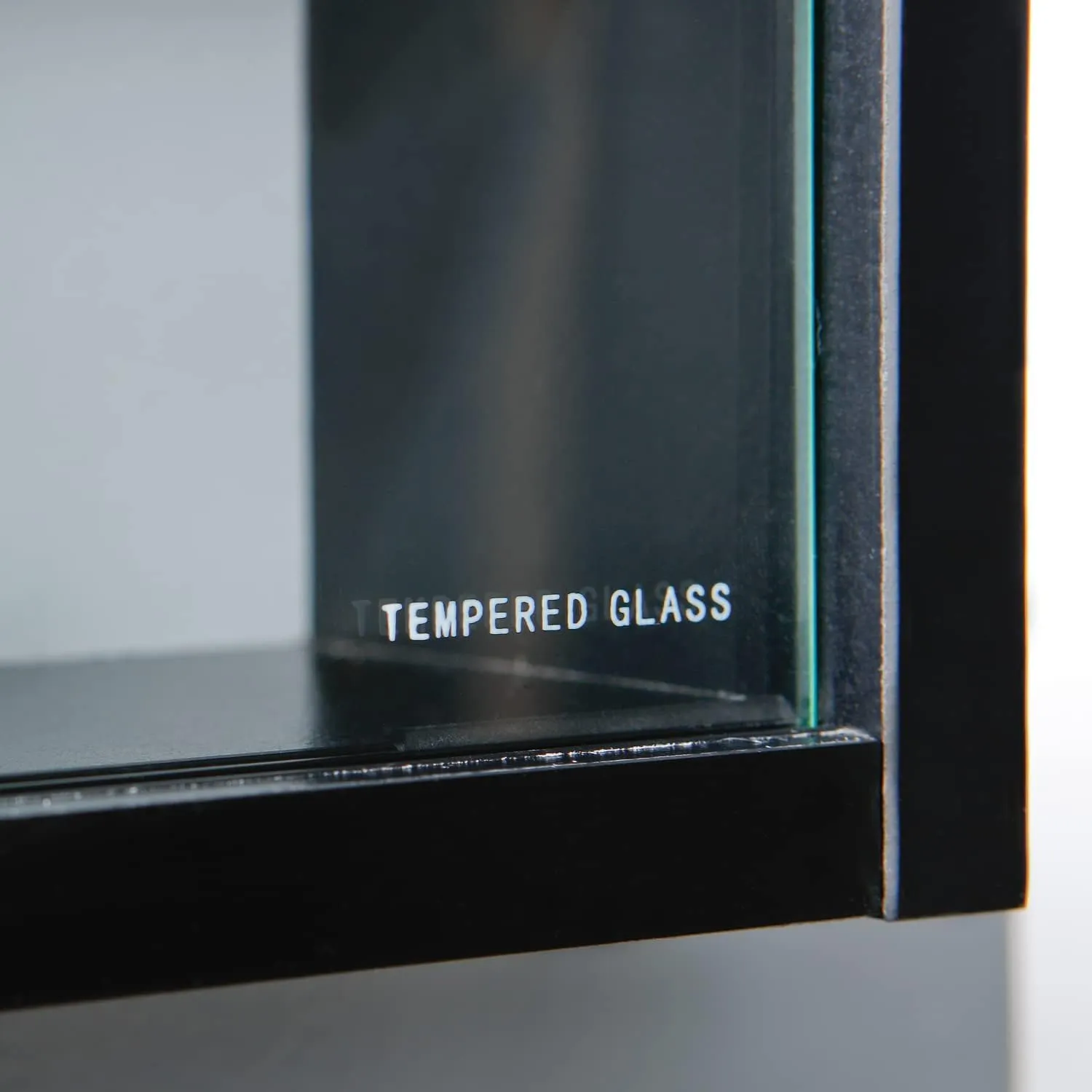 Inter Link Wandvitrine Schwarz-Weiß 80x60x9,5cm Glas