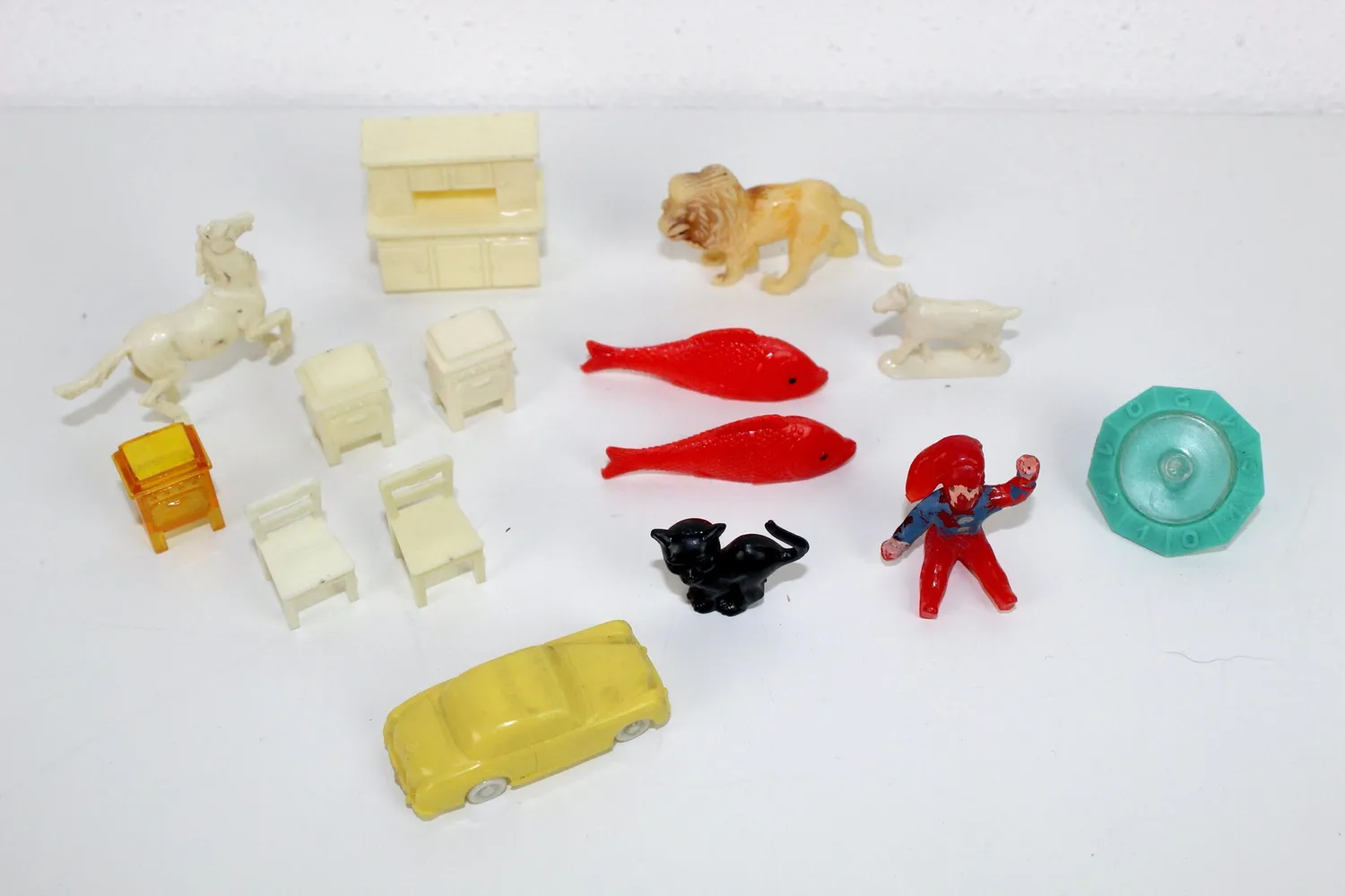 Mon Ami(e) Vintage Margarinefiguren Kunststoff 15 Stück