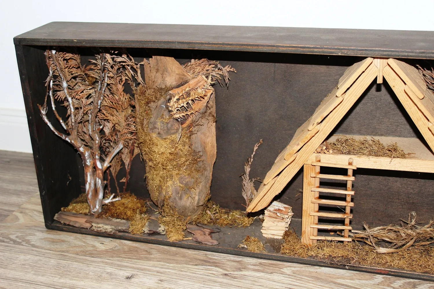 Mon Ami(e) Vintage Krippe im Holzrahmen Handarbeit Holz
