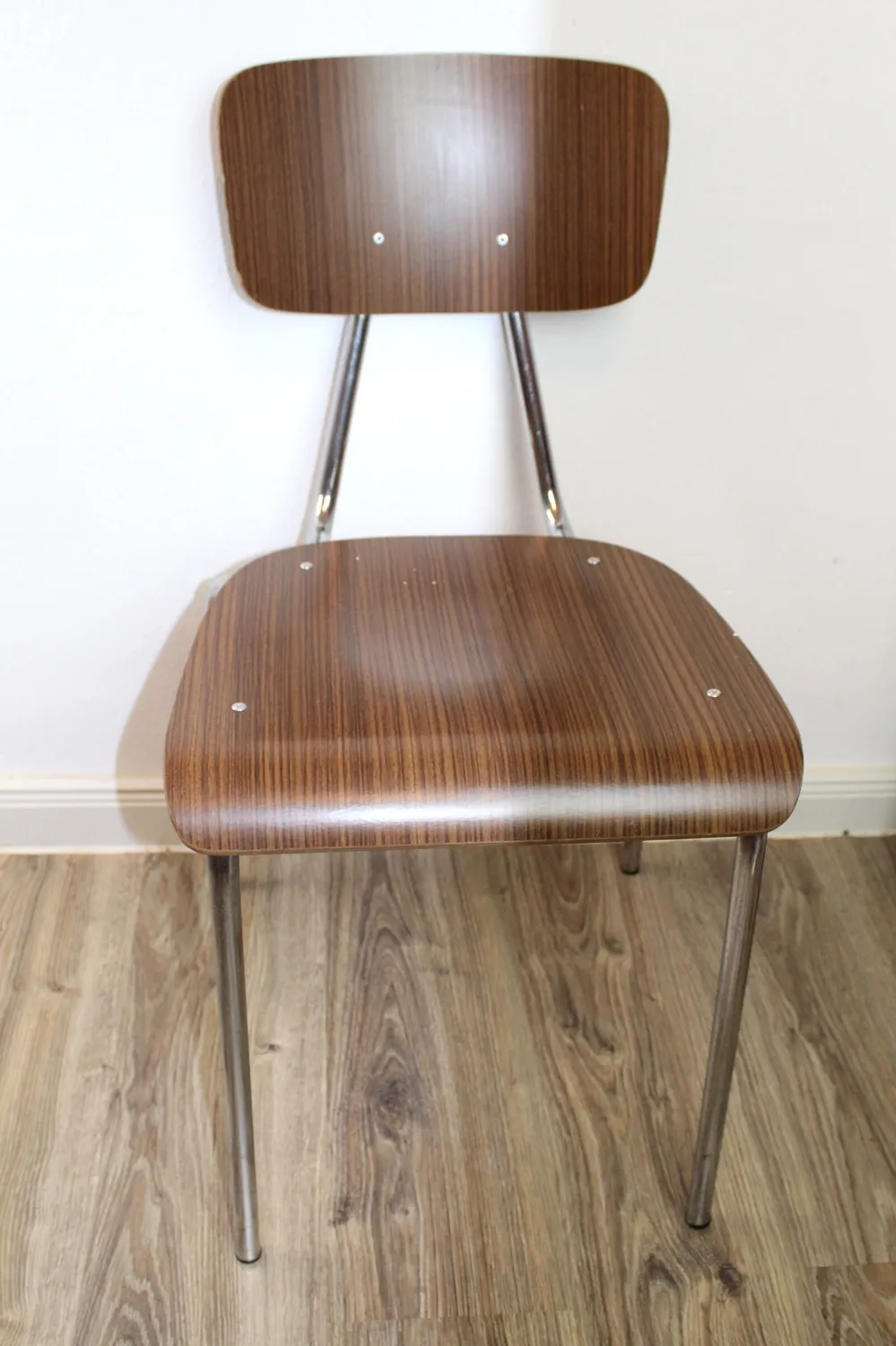 Mon Ami(e) Vintage Küchenstuhl Stahlrohrrahmen braun 47 cm