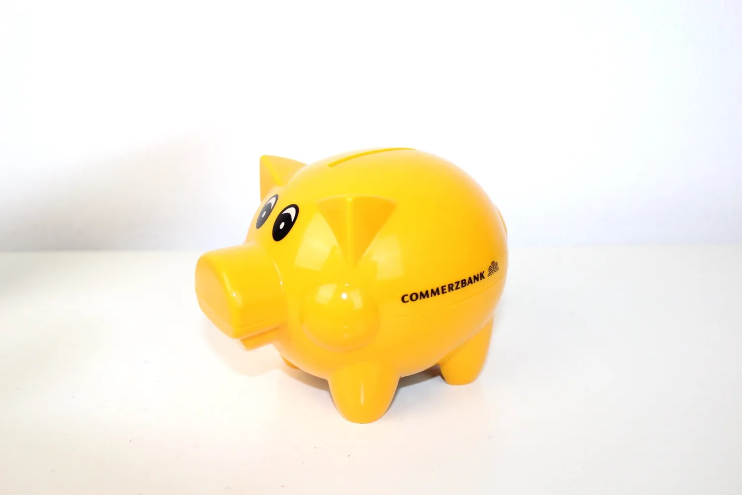 Mon Ami(e) Vintage Sparschwein gelb Commerzbank 9 cm
