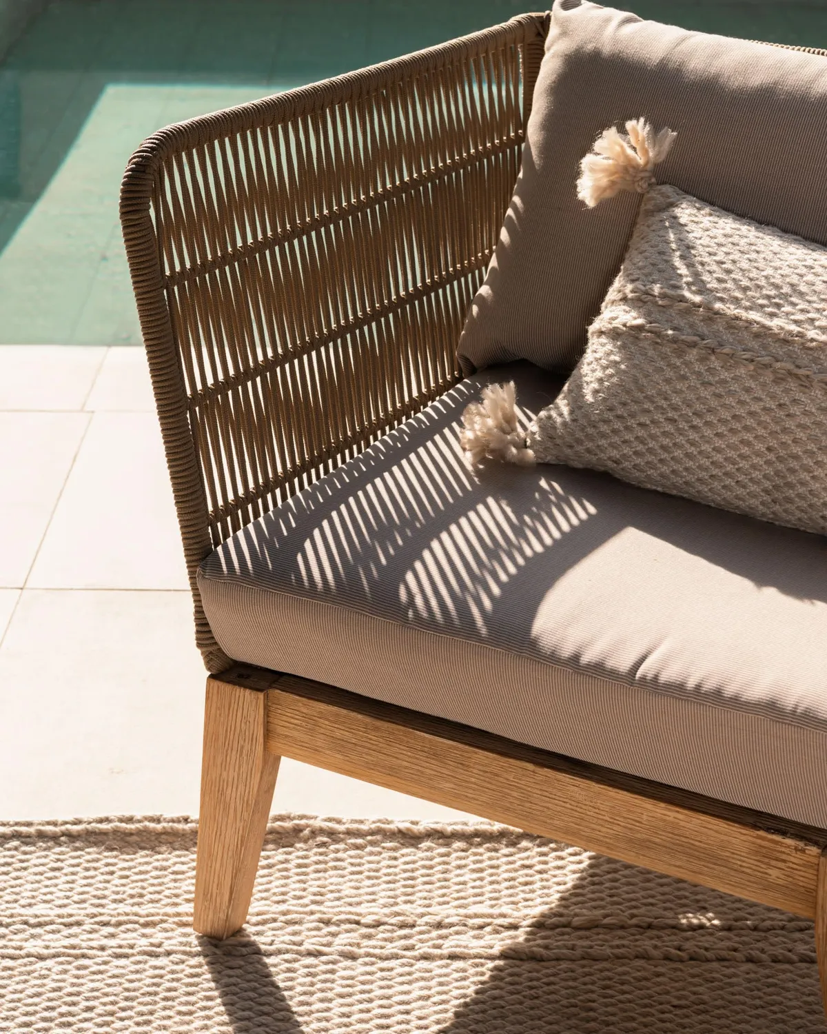 Kave Home Belleny Sessel beige Eukalyptusholz