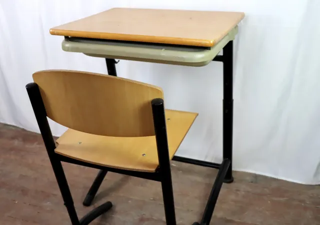 Mon Ami(e) Vintage Kinder-Schreibtisch Stuhl höhenverstellbar