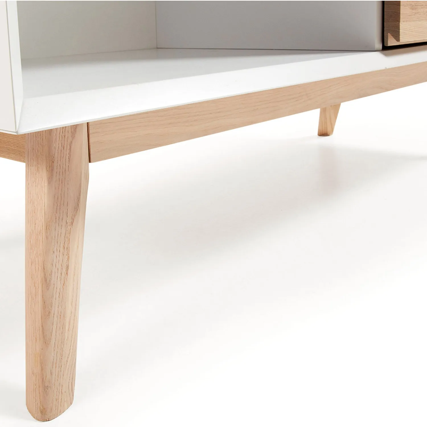 Kave Home Eunice Standregal weiß 104x152 cm 2-türig