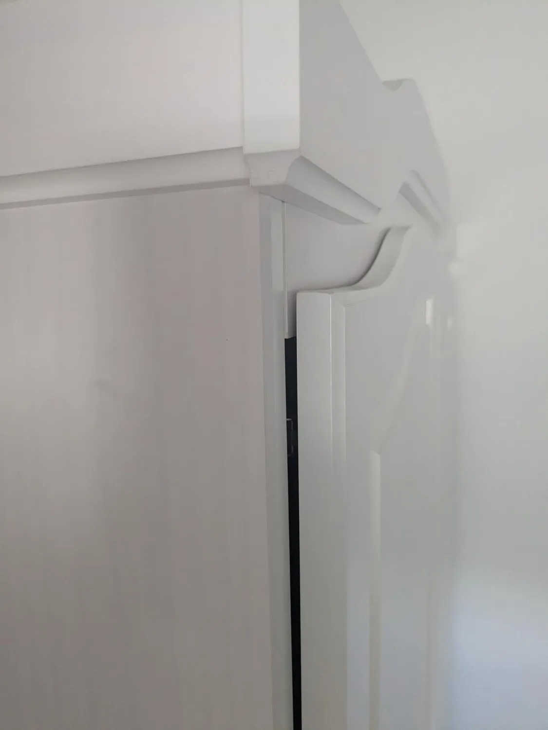 Inter Link Genf Kleiderschrank