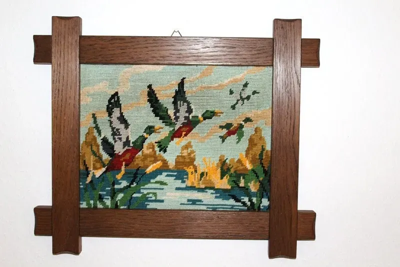 Mon Ami(e) Vintage Fliegende Enten Gobelinbild im Holzrahmen