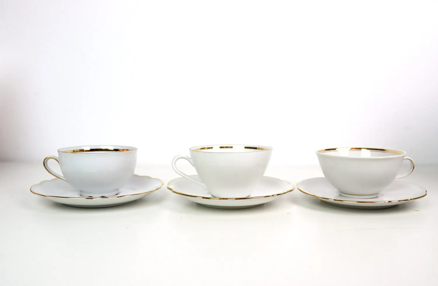 Mon Ami(e) Vintage Tasse mit Untertasse Goldrand