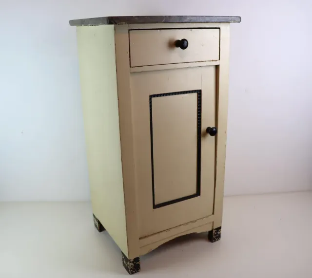 Mon Ami(e) Vintage Schränkchen Weichholz Marmorplatte cremeweiß