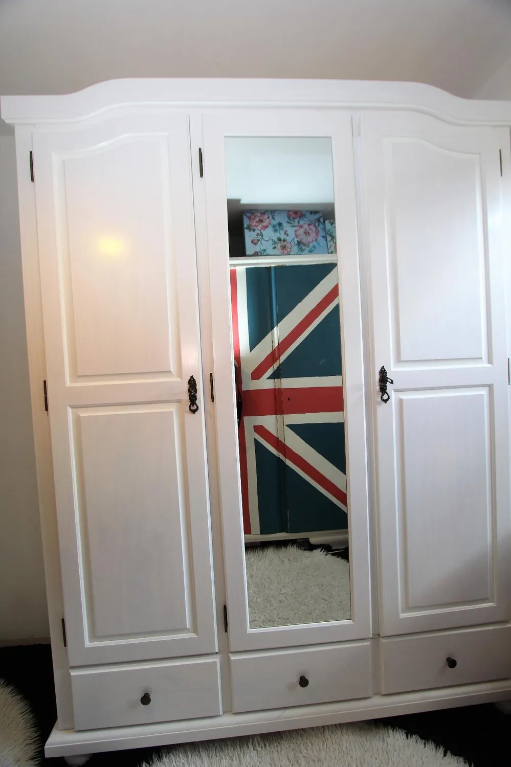 Inter Link Genf Kleiderschrank