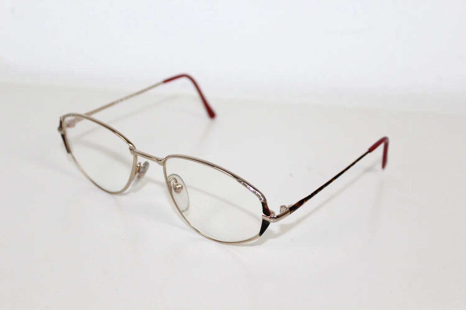 Mon Ami(e) Vintage Brille mit Etui formschön