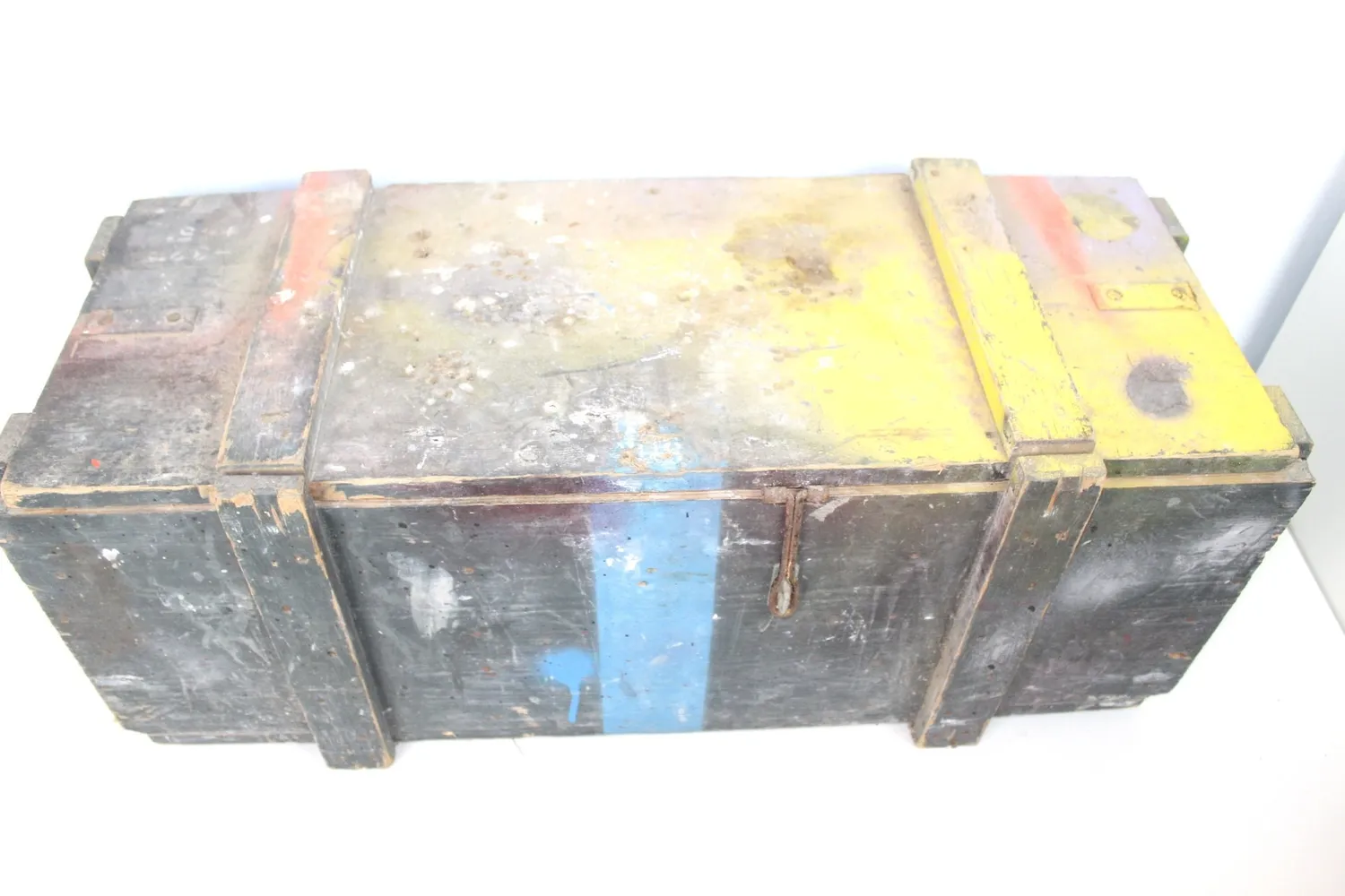 Mon Ami(e) Vintage Truhe Holz oliv 80 cm Bundeswehr