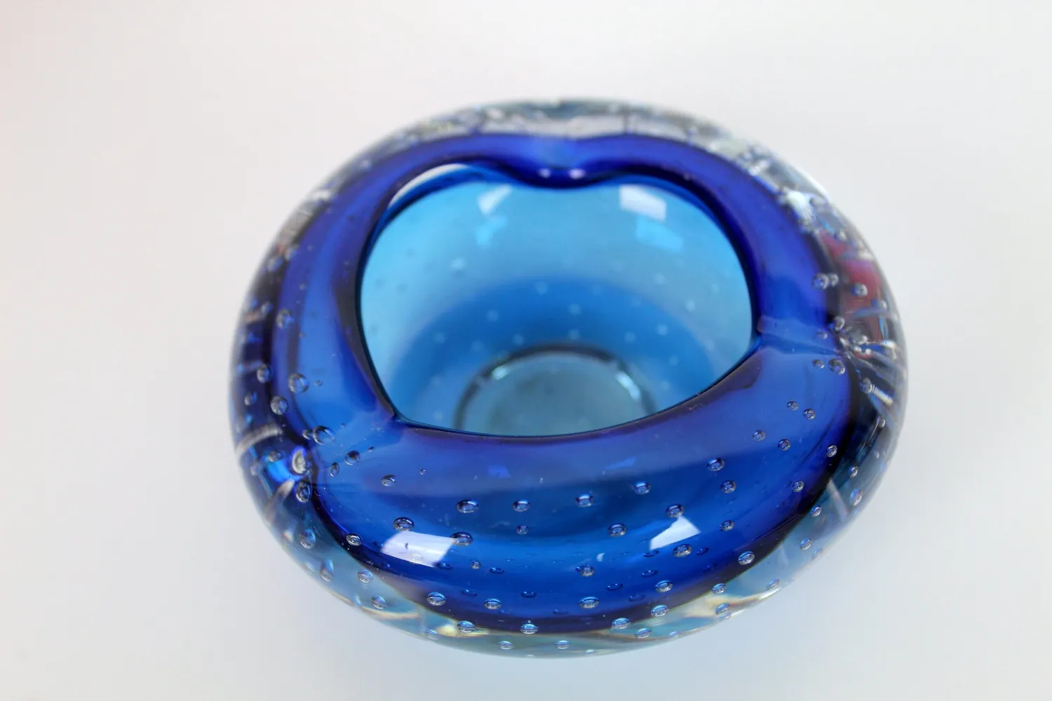 Mon Ami(e) Vintage Aschenbecher Glas blau 10 cm