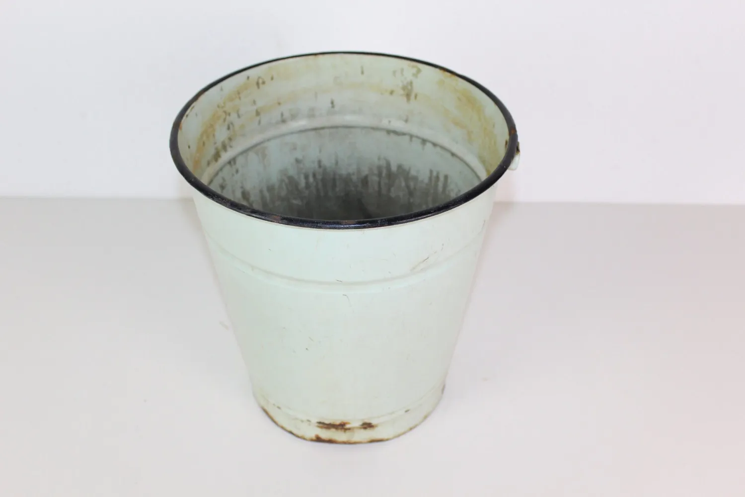 Mon Ami(e) Vintage Emaille-Eimer vintage