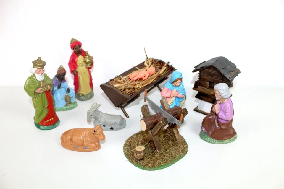 Mon Ami(e) Vintage 10-teiliges Krippenset Holz Schiefer Kunststoff