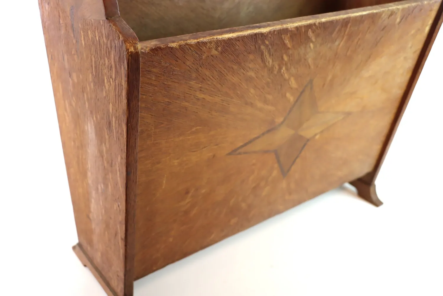 Mon Ami(e) Vintage Zeitungsständer aus Holz mit Intarsien, Vintage
