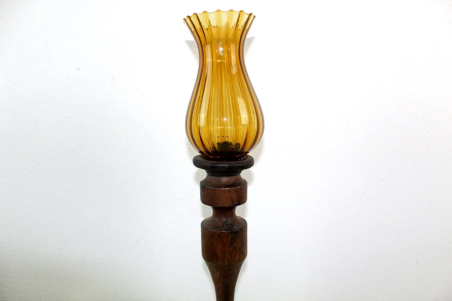 Mon Ami(e) Vintage Leuchte Holz Glas antik