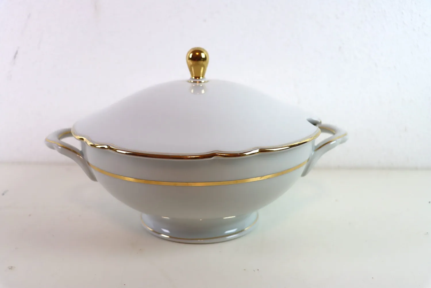 Mon Ami(e) Vintage Suppenterrine Porzellan Goldrand
