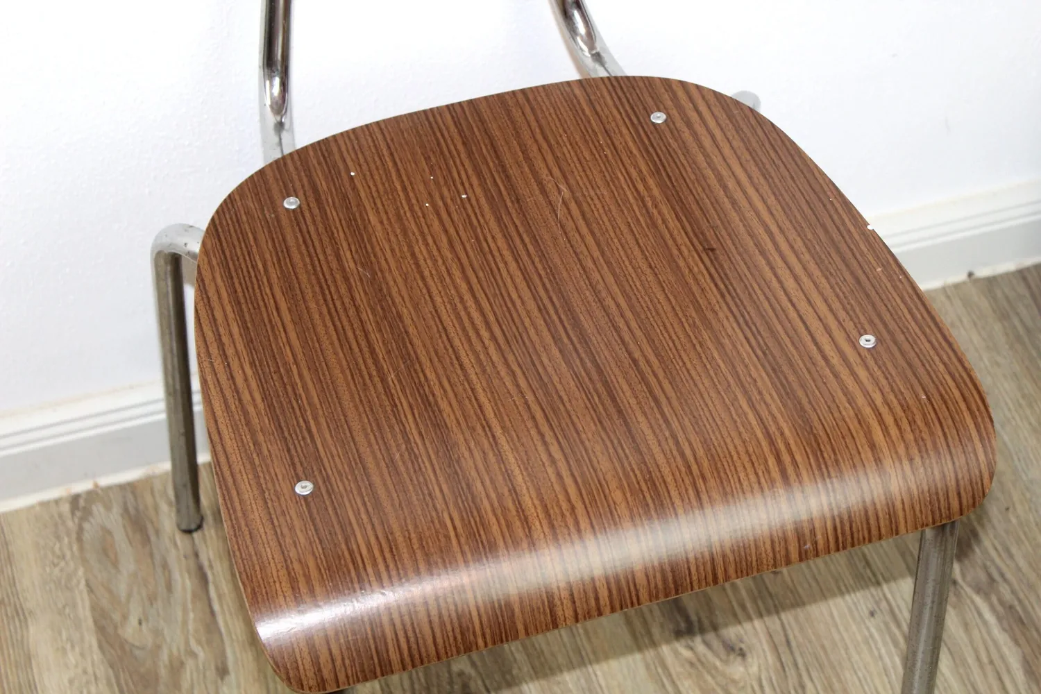 Mon Ami(e) Vintage Küchenstuhl Stahlrohrrahmen braun 47 cm
