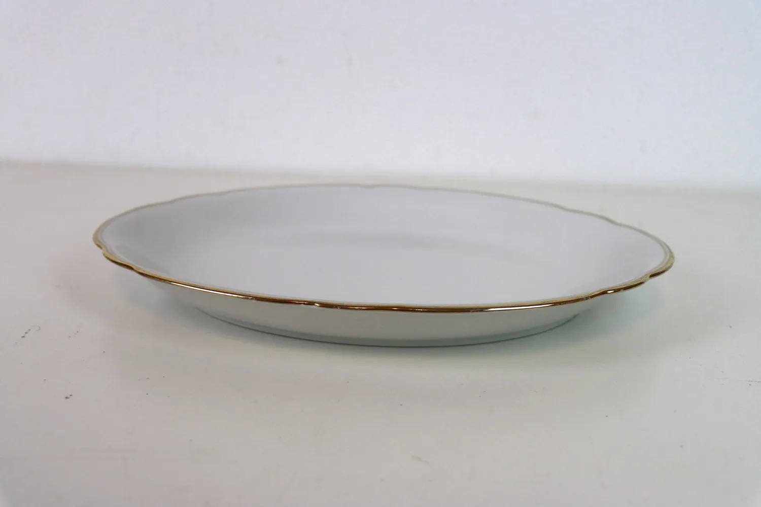 Mon Ami(e) Vintage Servierplatte aus Porzellan, Goldrand