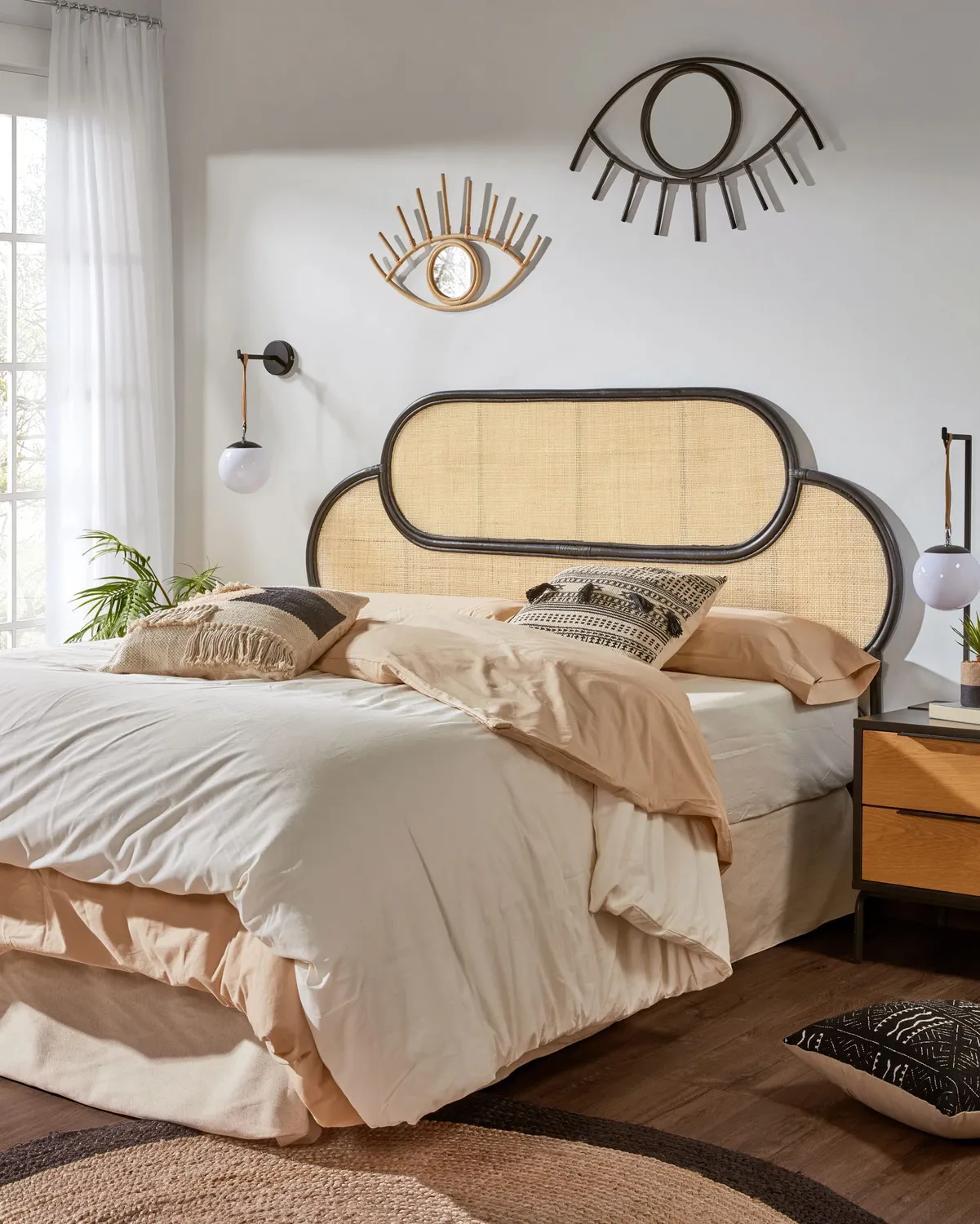 Kave Home Monteiro Wandleuchte Schwarz E27