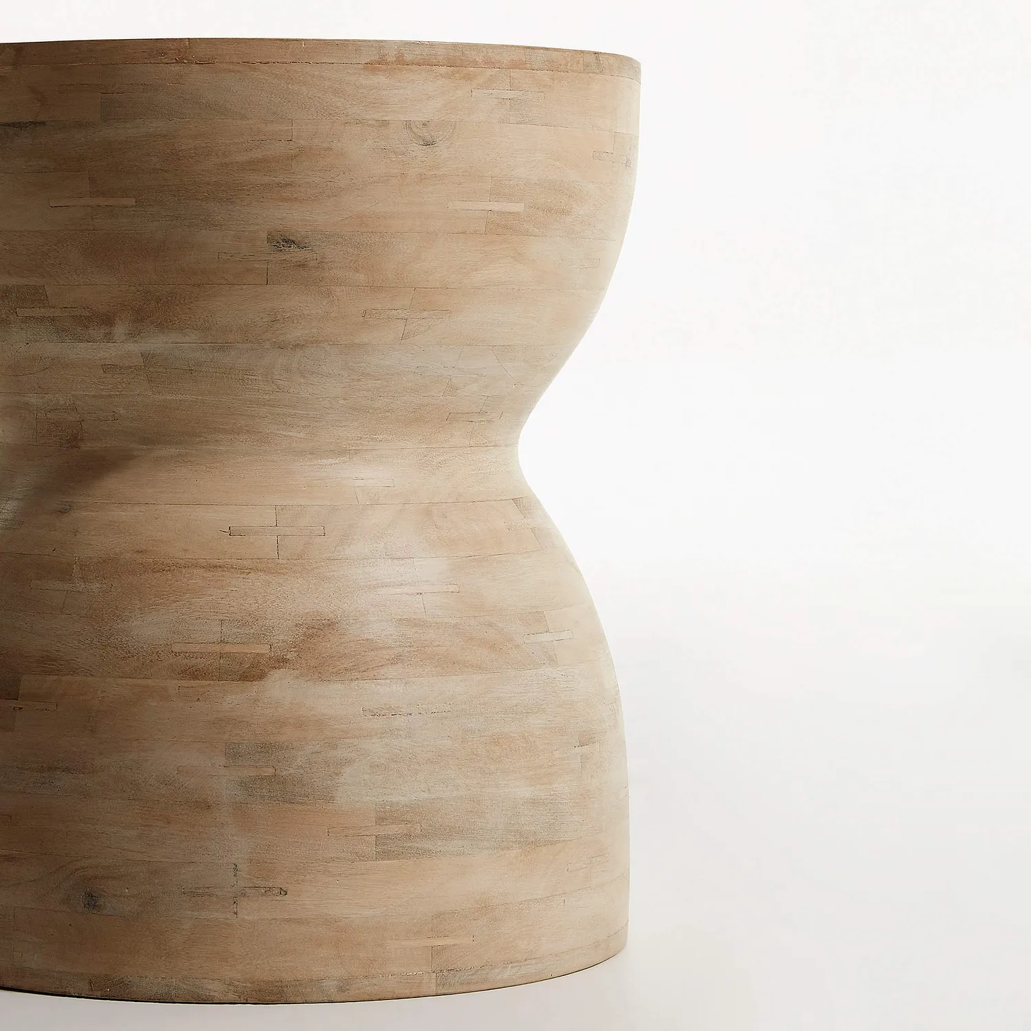 Kave Home Mazy Beistelltisch Ø 40 cm Mangoholz rund