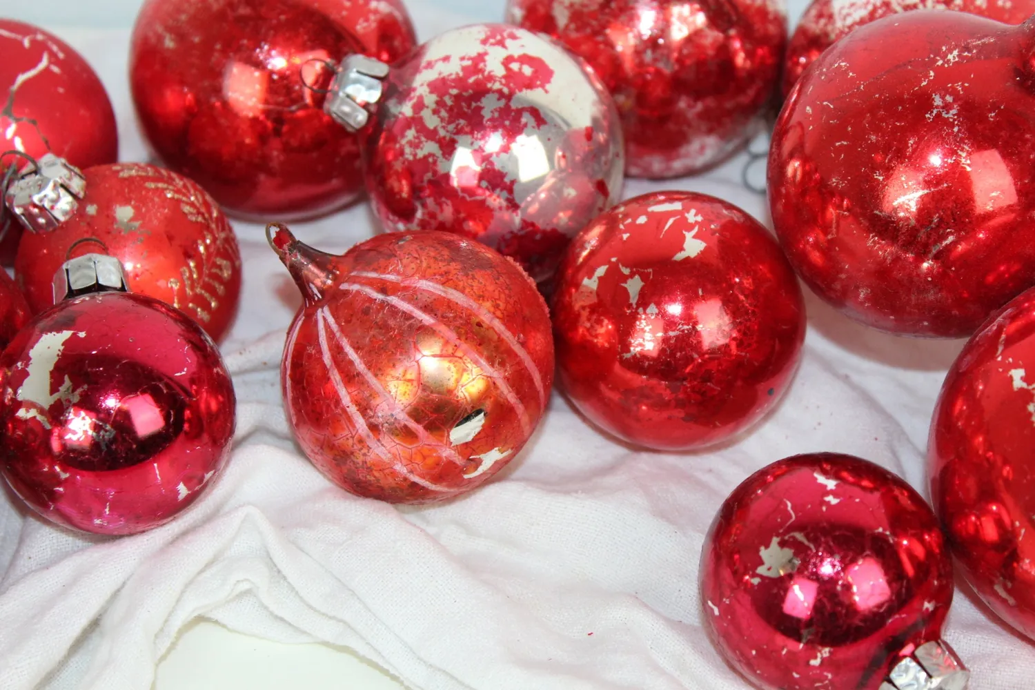 Mon Ami(e) Vintage Christbaumkugeln rot Glas 26 Stück Shabby