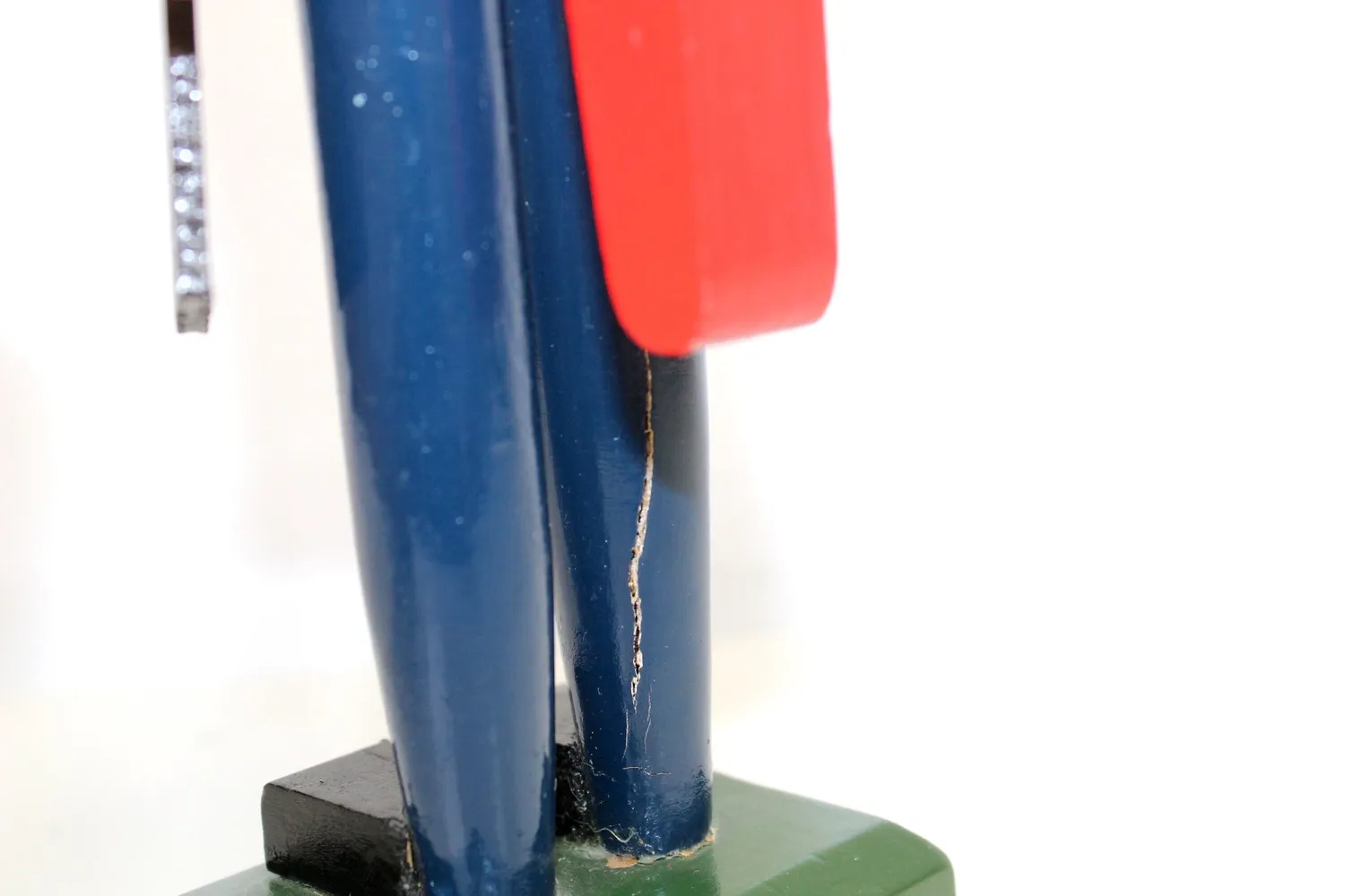 Mon Ami(e) Vintage Nussknacker Soldat Wachmann Holz blau rot 23 cm