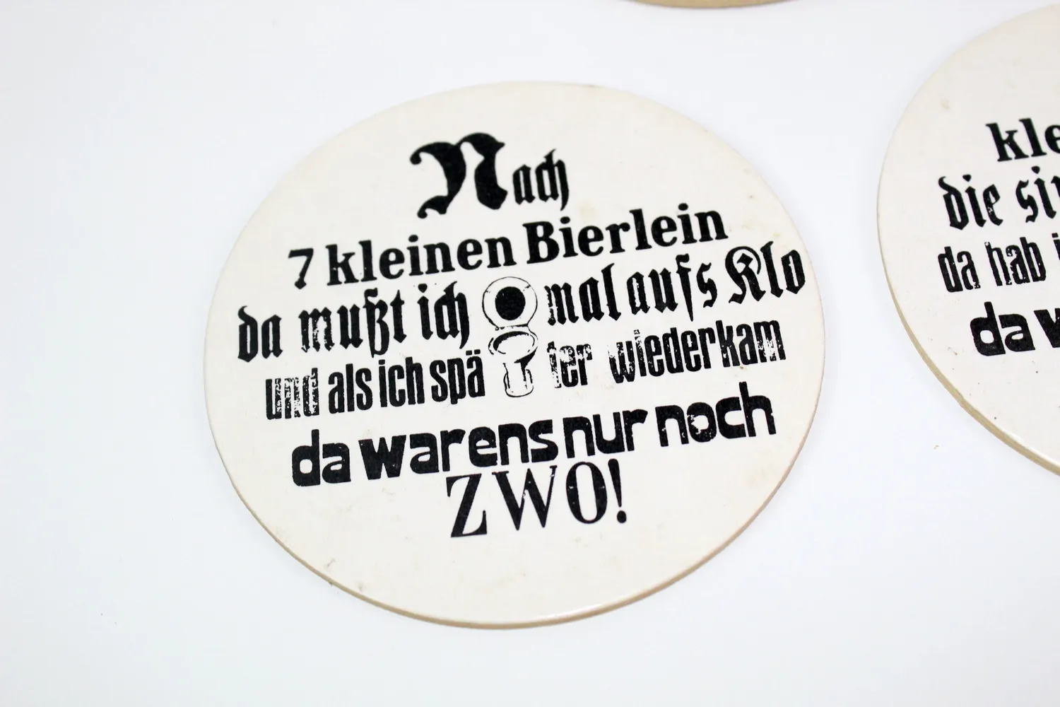 Mon Ami(e) Vintage 10 kleine Bierlein Bierdeckel Pappe 7er Set