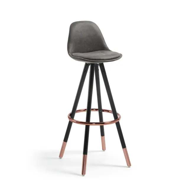 Kave Home Slad Barhocker mit Lehne aus Kunstleder