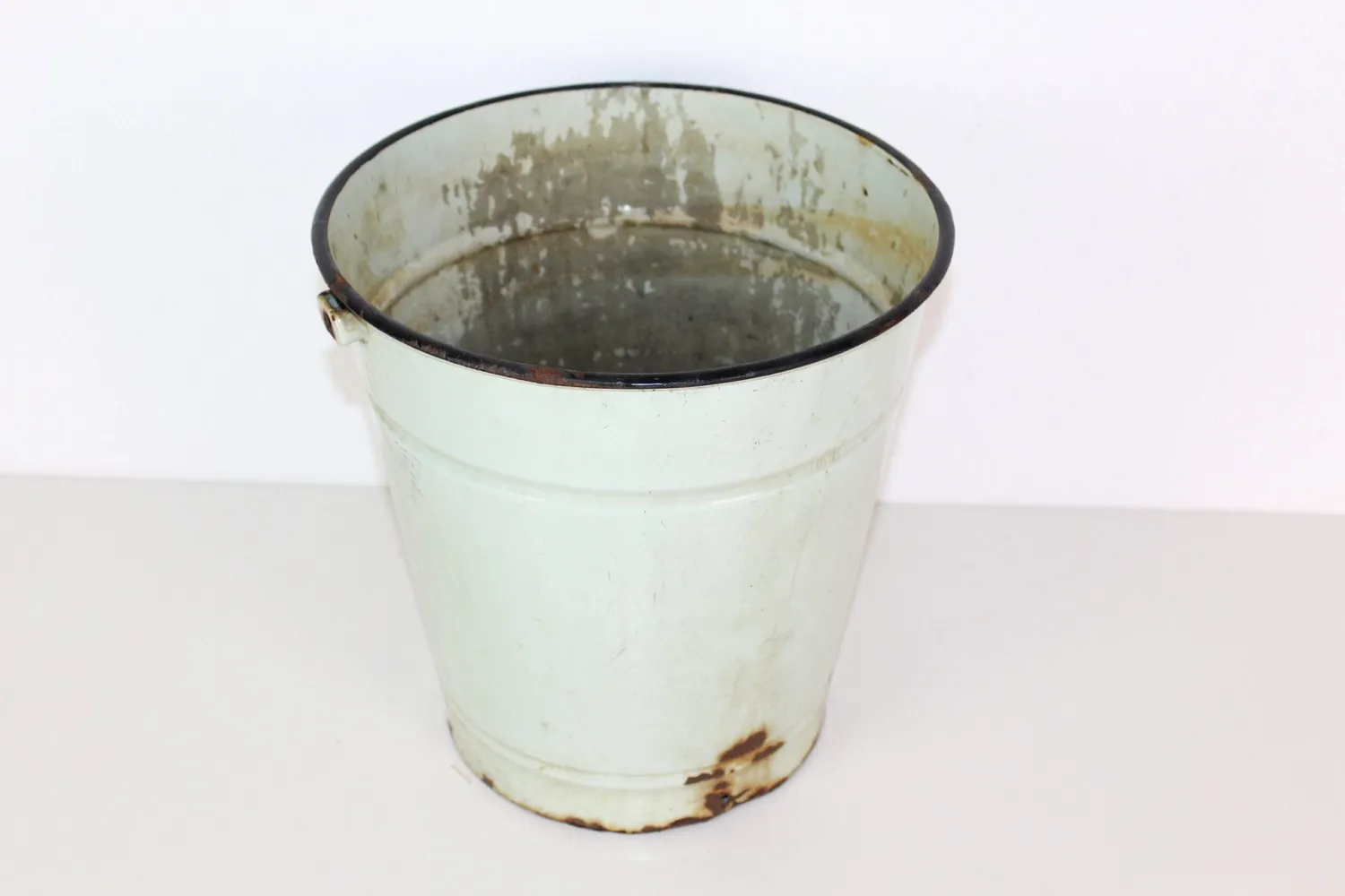 Mon Ami(e) Vintage Emaille-Eimer vintage