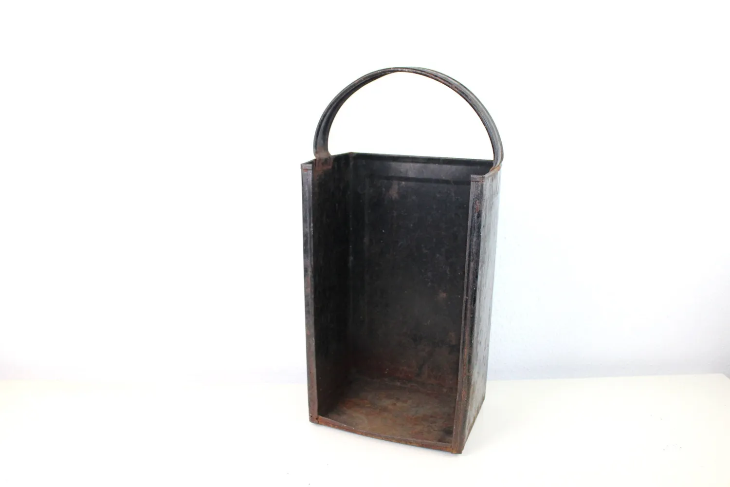 Mon Ami(e) Vintage Brikettträger Metall Patina 44 cm